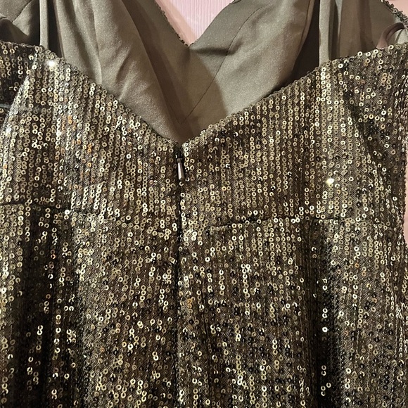 IEENA for Mac Duggal Green Sequined Faux Wrap asymmetrical Hem - Picture 9 of 14